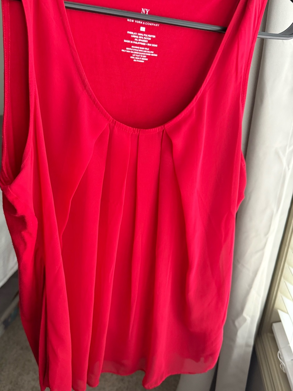 New York & Company Bright Red Sleeveless Pleated Tunic Top